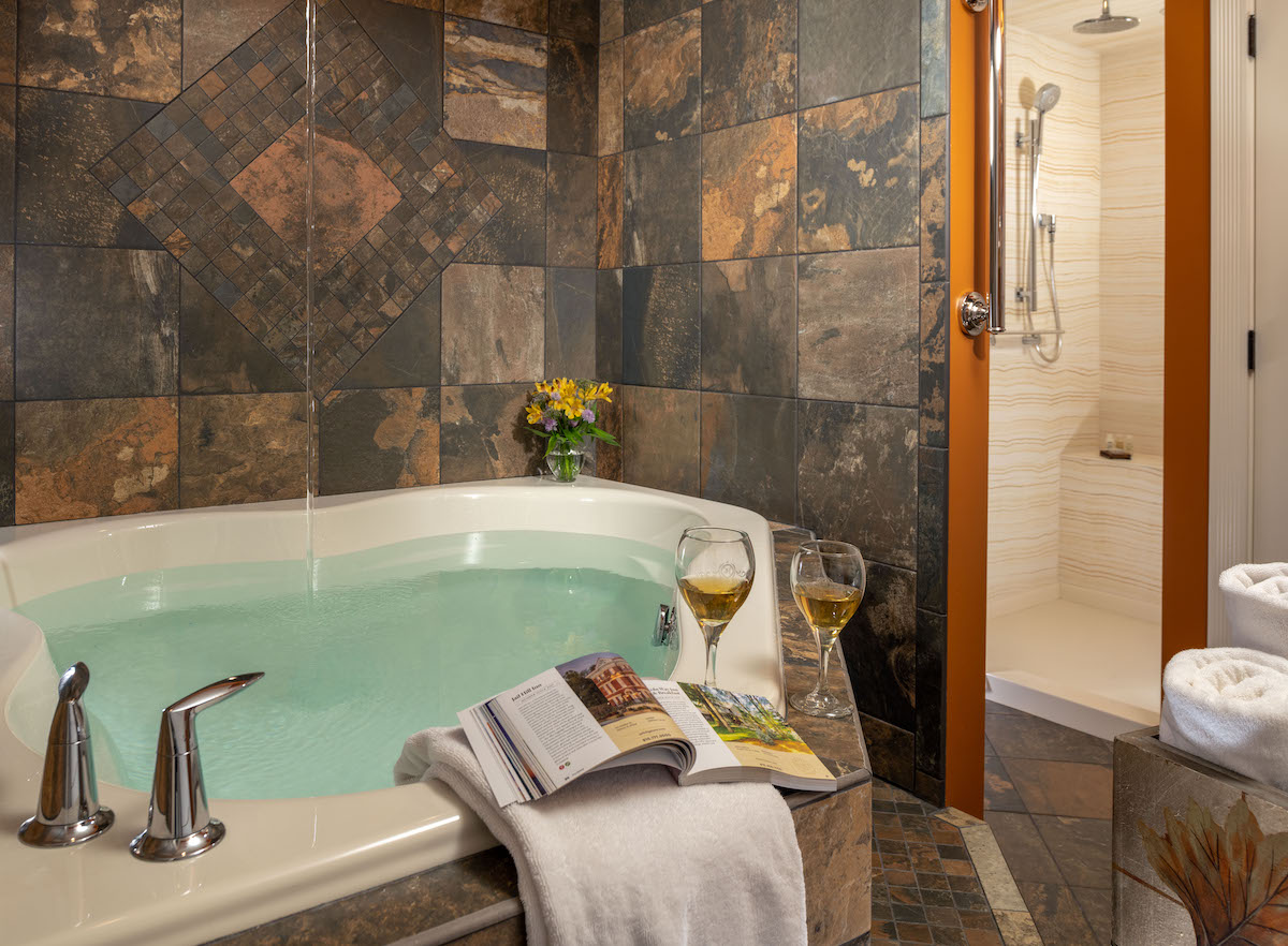 Relax and wind in this jetted tub with a glass of wine at our romantic Bed and Breakfast in Galena